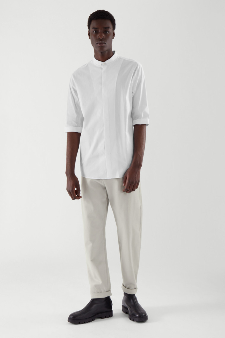 COS, חולצה - 295 שקל, מכנסיים - 395 שקל