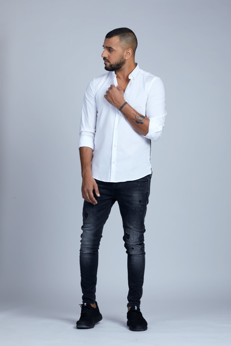 לי קופר. חולצה - 199.90 שקל