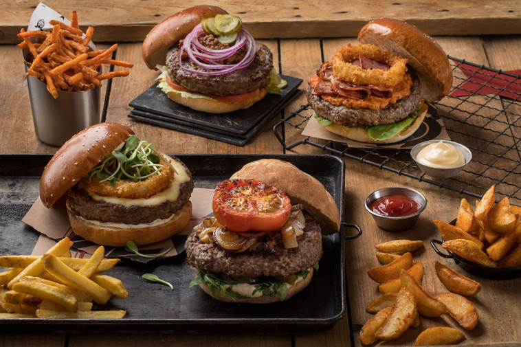 חובקי עולם של מוזס