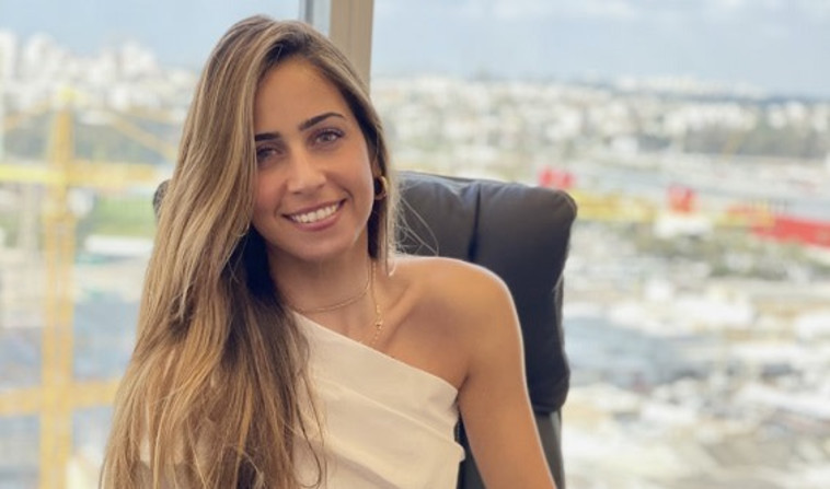 עורכת הדין מיכל ואקרט