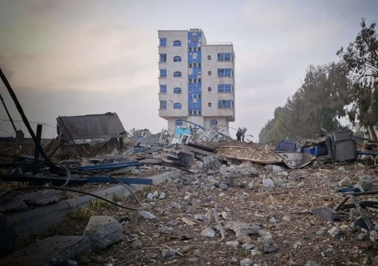 ההרס ברצועה לאחר תקיפת חיל האוויר הישראלי (צילום: רשתות ערביות)
