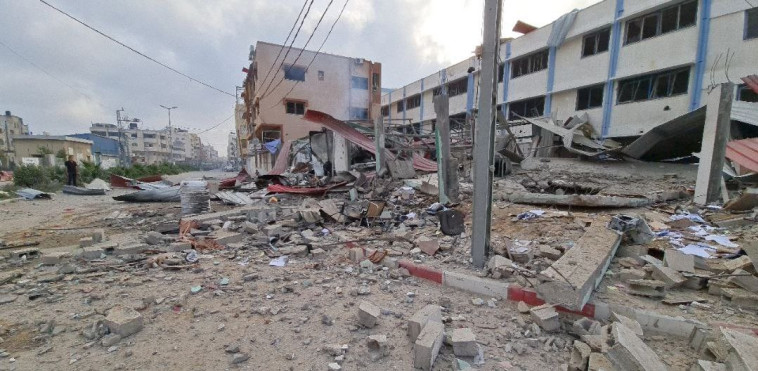 בית ספר שנפגע בעזה (צילום: רשתות ערביות)