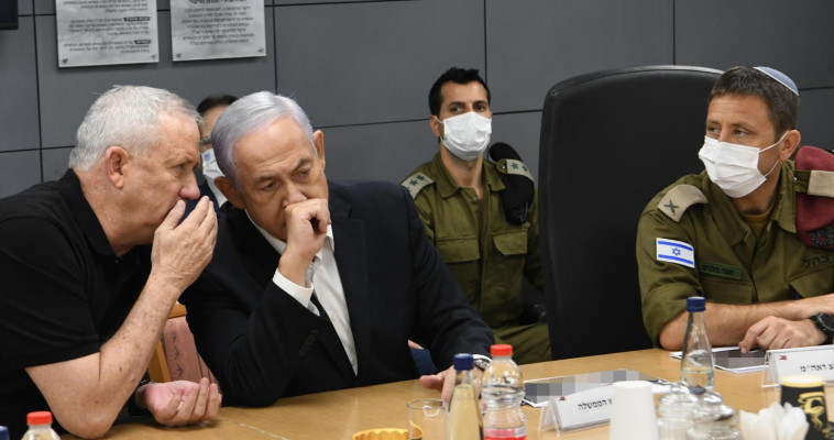 רה''מ נתניהו ושר הביטחון גנץ (צילום: עמוס בן גרשום/ לע''מ)