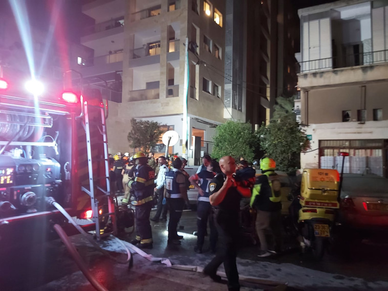 זירת פגיעת הרקטה בגבעתיים