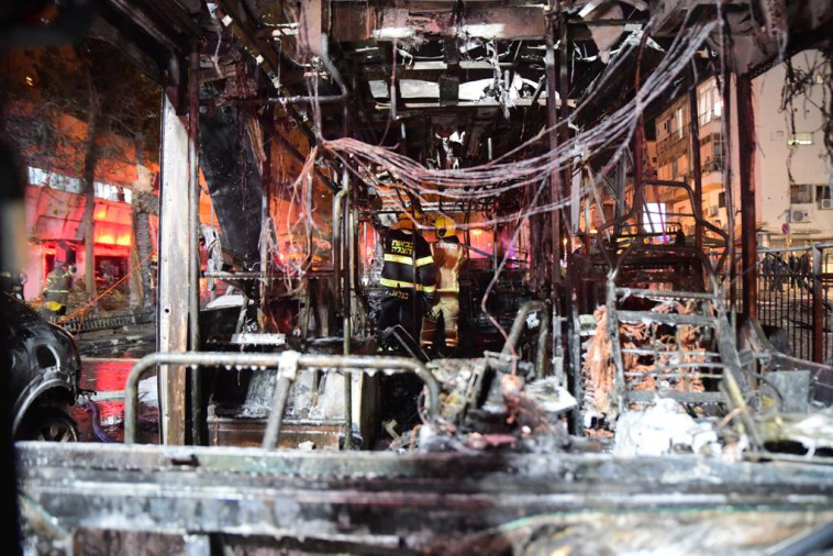 האוטבוס המפוצץ בחולון