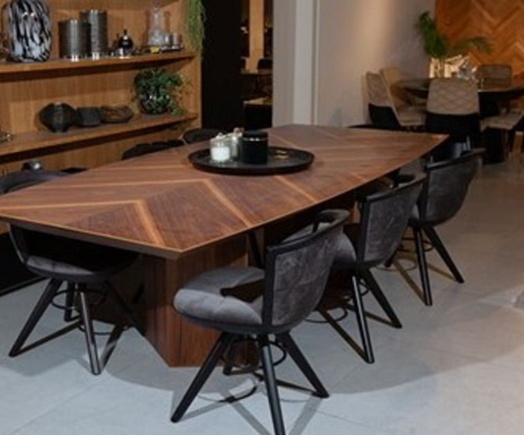 פינת אוכל עגולה או מרובעת? ככה בוחרים נכון