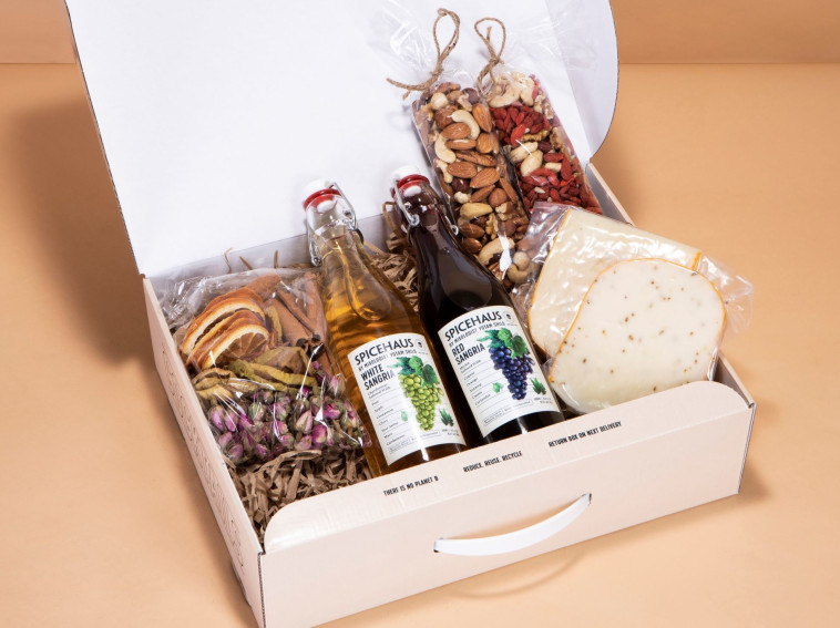 גבינוות וסנגריות של ספייסהאוס