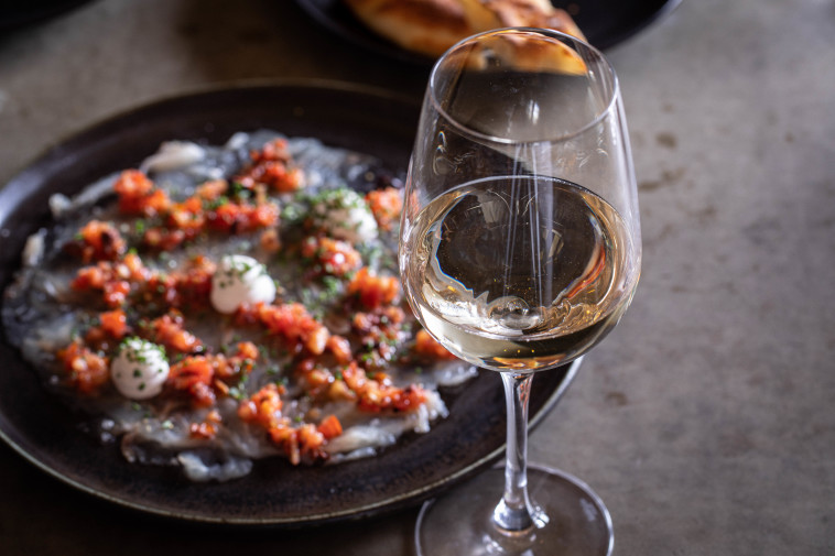 יין ואוכל טוב טייסטינג רום