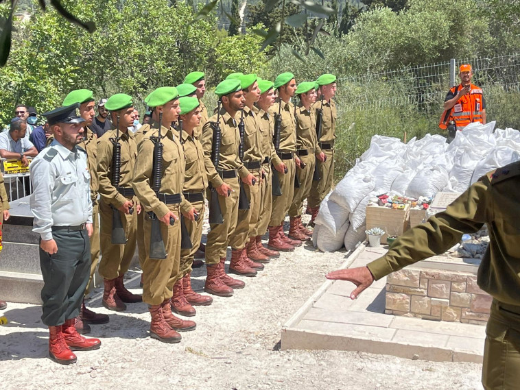 הלוויתו של עומר טביב