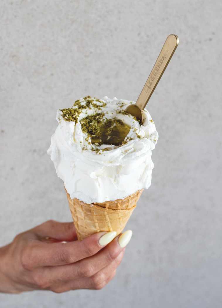 גלידת לבאנה של רשת לג'נדה