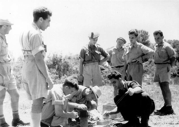 אימון פלמ''ח בשנת 1941