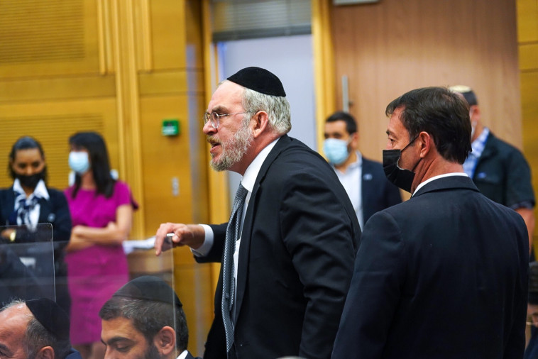 ח''כ יעקב אשר מורחק מהדיון בוועדה המסדרת