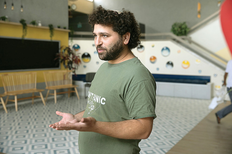 מתן צור, לוד