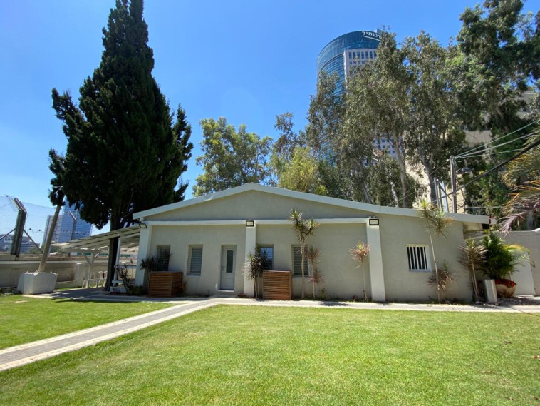 בית הדין הצבאי בקריה בתל אביב