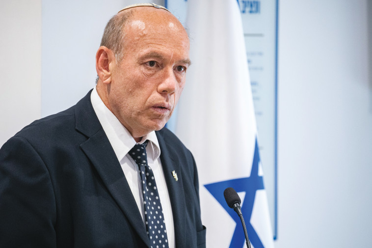 מבקר המדינה מתניהו אנגלמן