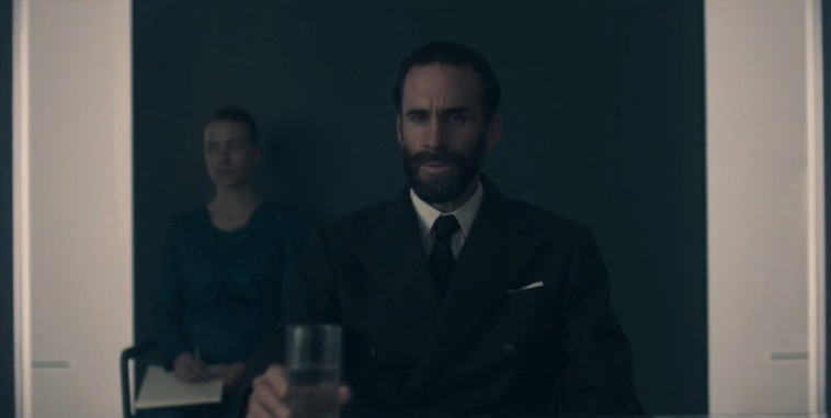 סיפורה של שפחה 