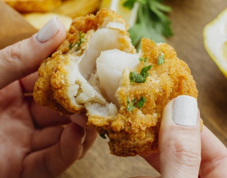 פריך וקריספי כמו המטוגן! פיש &amp; צ'יפס אפוי