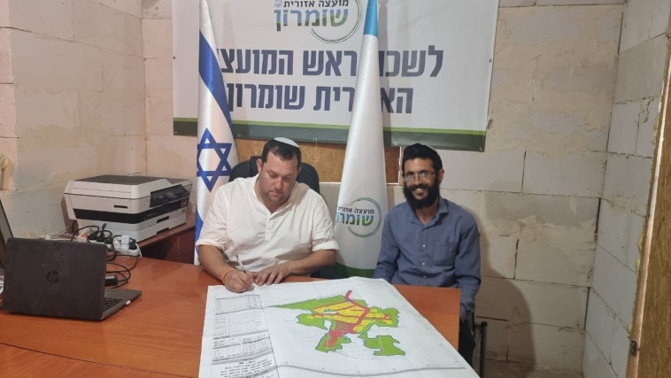 ראש המועצה האזורית שומרון יוסי דגן ויו''ר תנועת נחלה צבי אלימלך שרבף 