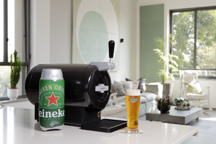 חבית בירה במטבח 