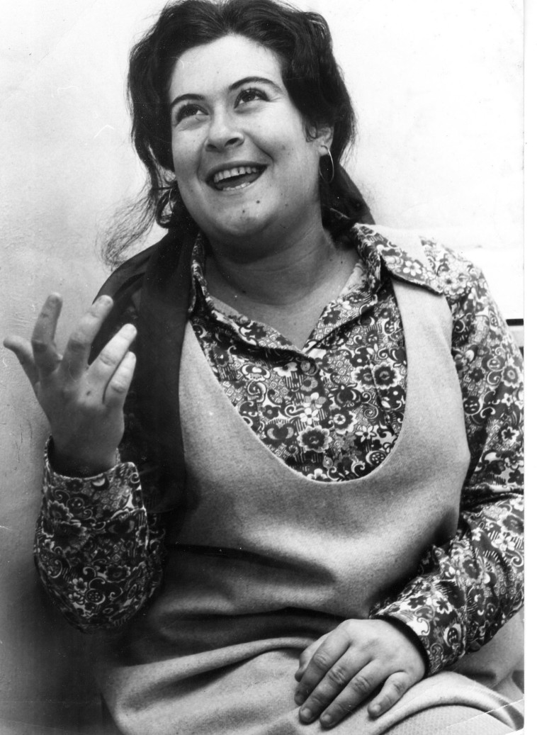 ציפי שביט בצעירותה