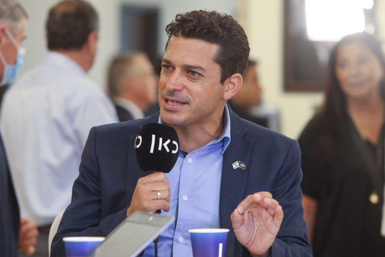 עמיחי שיקלי 