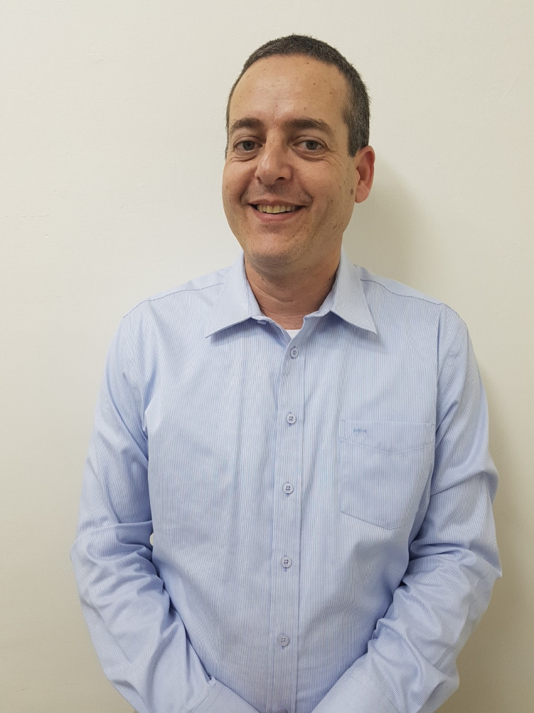 ד''ר איל יעקבסון, המנהל הרפואי של מחוז דן-פ''ת בכללית