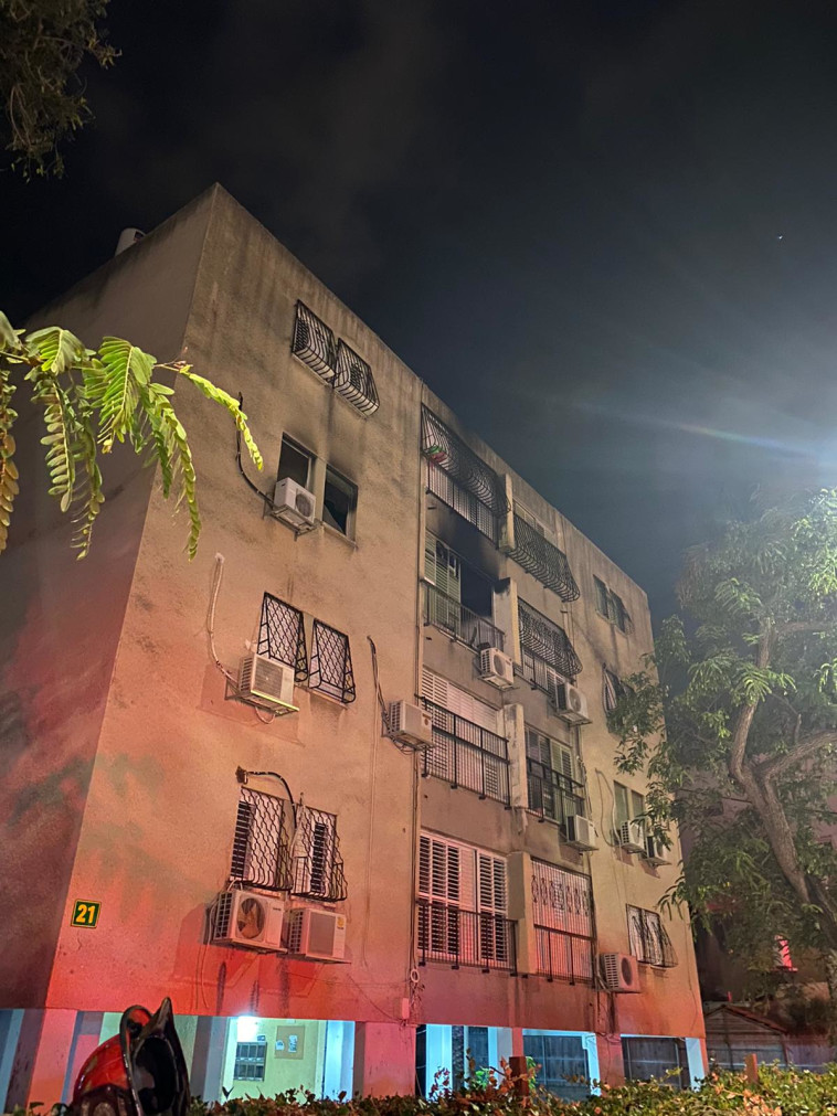 שריפה בפתח תקווה