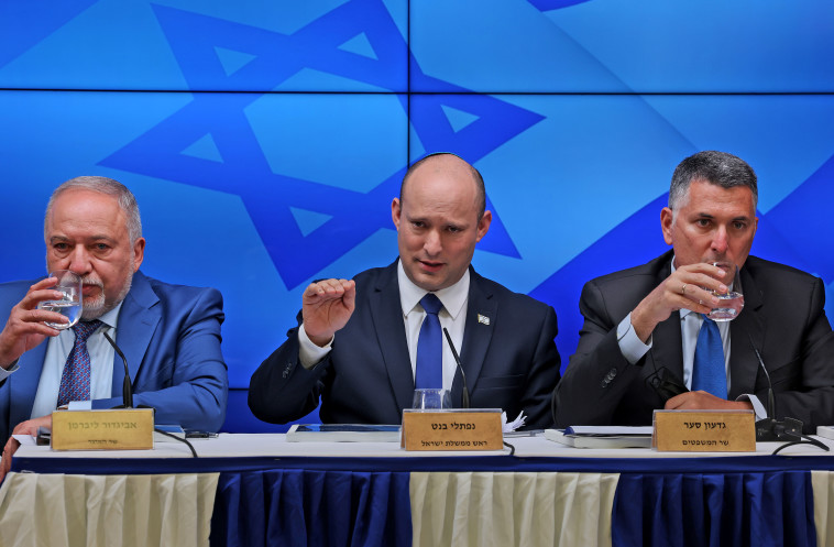 נפתלי בנט, גדעון סער ואביגדור ליברמן