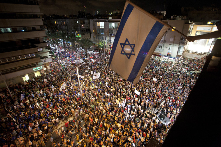 המחאה החברתית, 2011