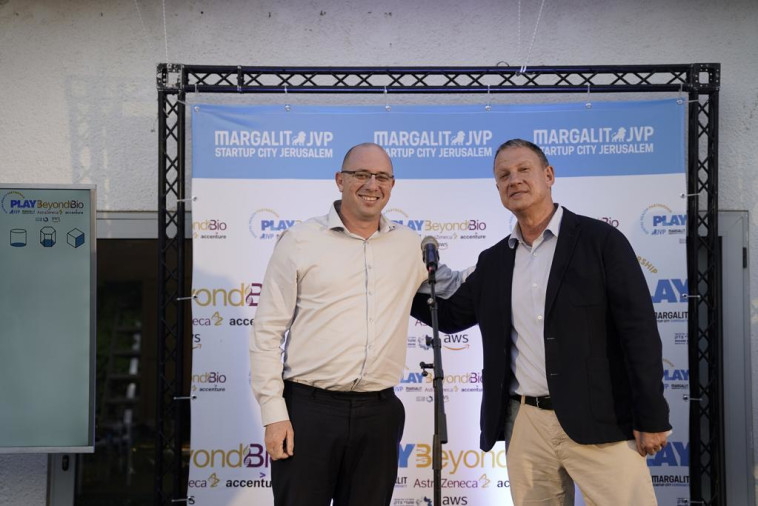 אראל מרגלית מייסד ויו''ר JVP, אוהד גולדברג מנכ''ל אסטרהזניקה ישראל