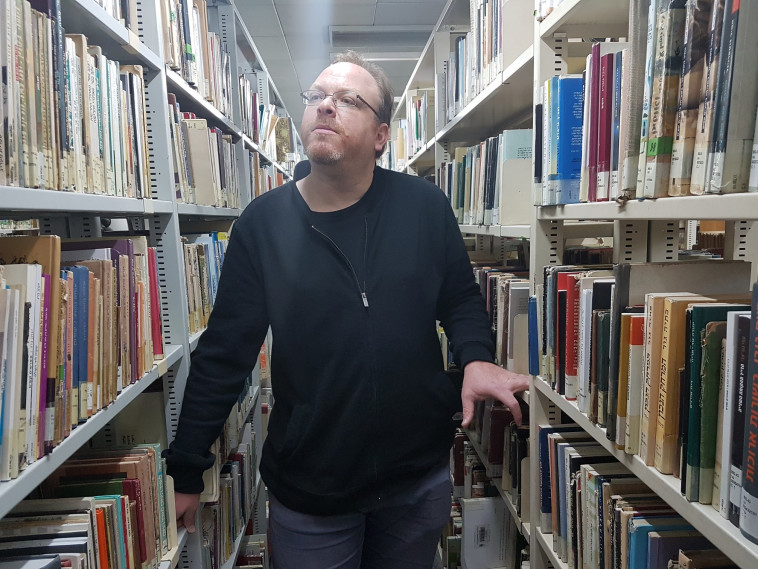 המשורר ומבקר השירה אילן ברקוביץ'