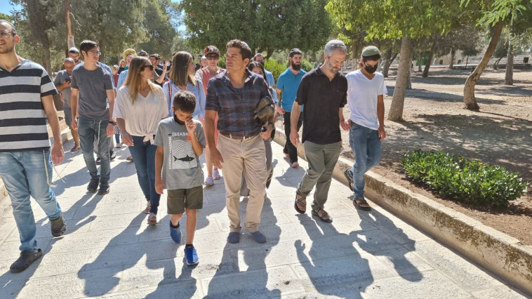 יהודים בהר הבית בתשעה באב