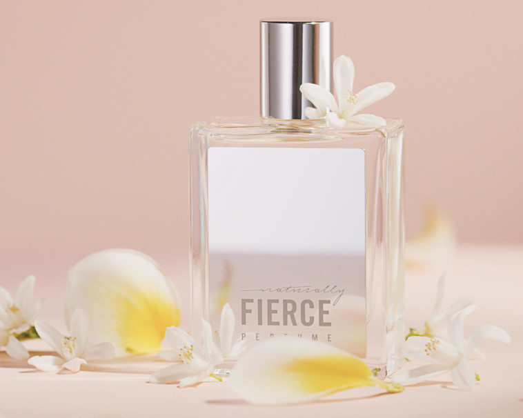 A&amp;F_Naturally Fierce - בושם לאשה. 299 שקל