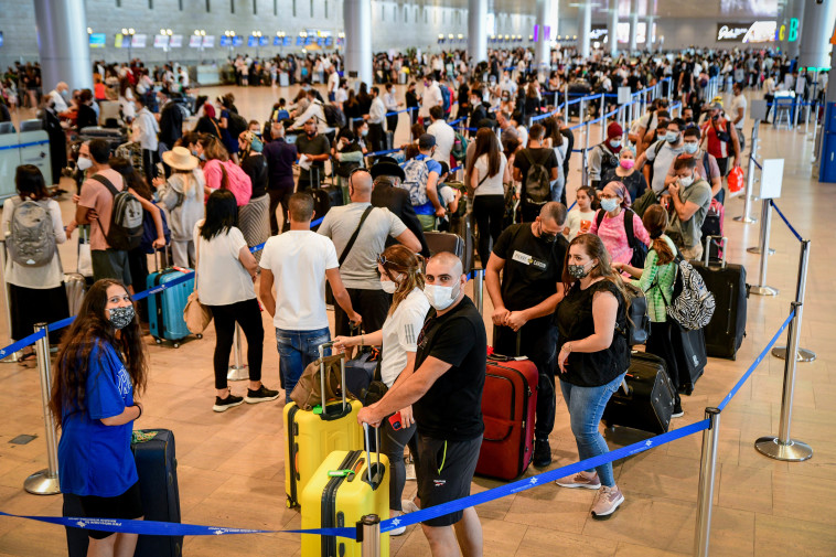 עומסים בנתב''ג (צילום: אבשלום ששוני, פלאש 90)