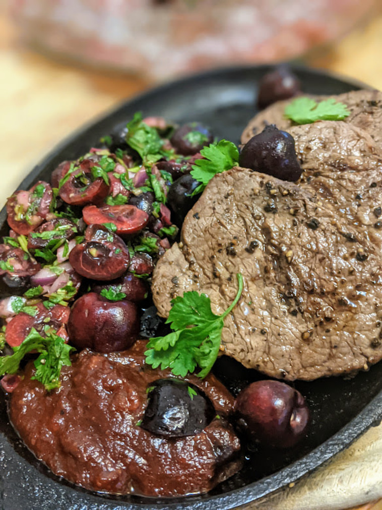 פילה בקר בדובדבנים