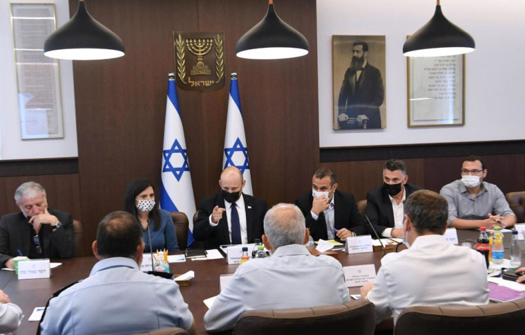 ראש הממשלה נפתלי בנט בדיון על המאבק באלימות בחברה הערבית