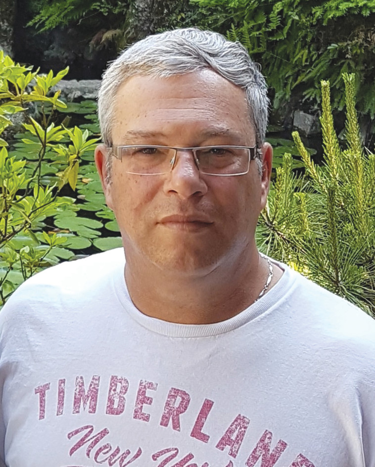 אופיר ליבר מנכל ובעלים רהיטי דורון