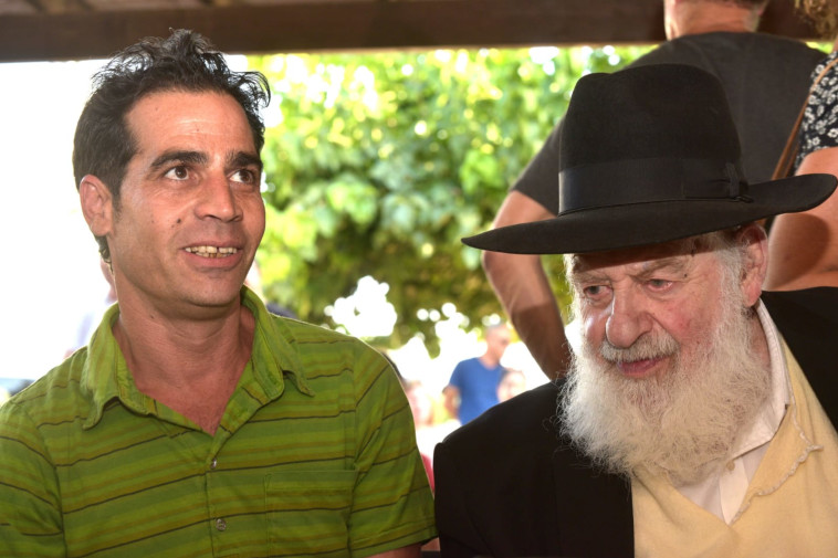 אורי זוהר, אביב גפן