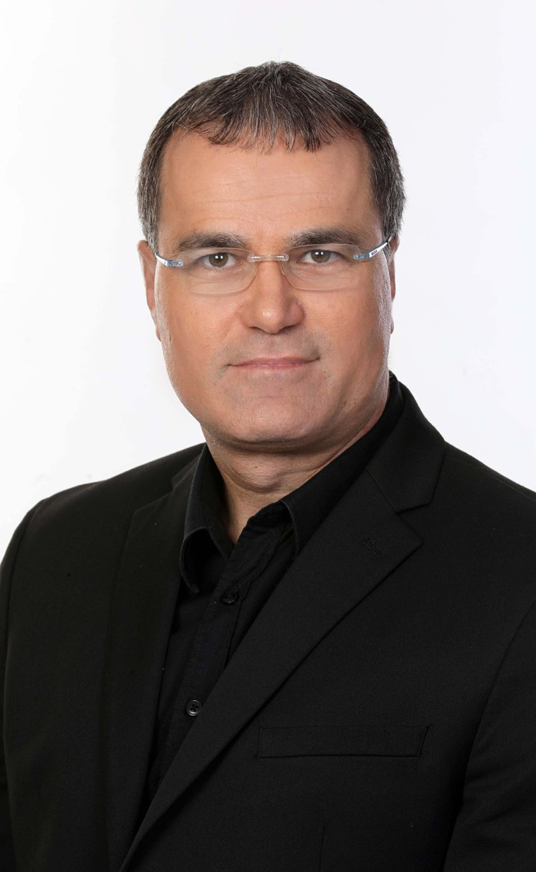 ארז צור נשיא קרביץ