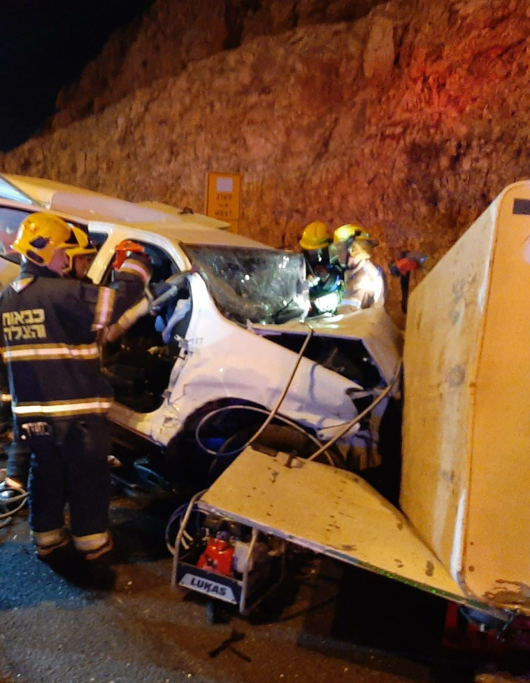 זירת התאונה בכביש 5 