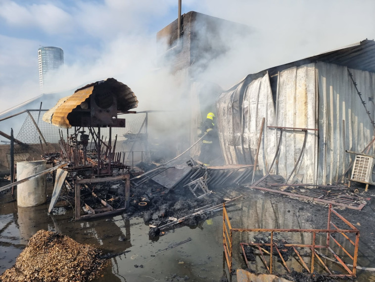 נזקי השריפה בתל אביב