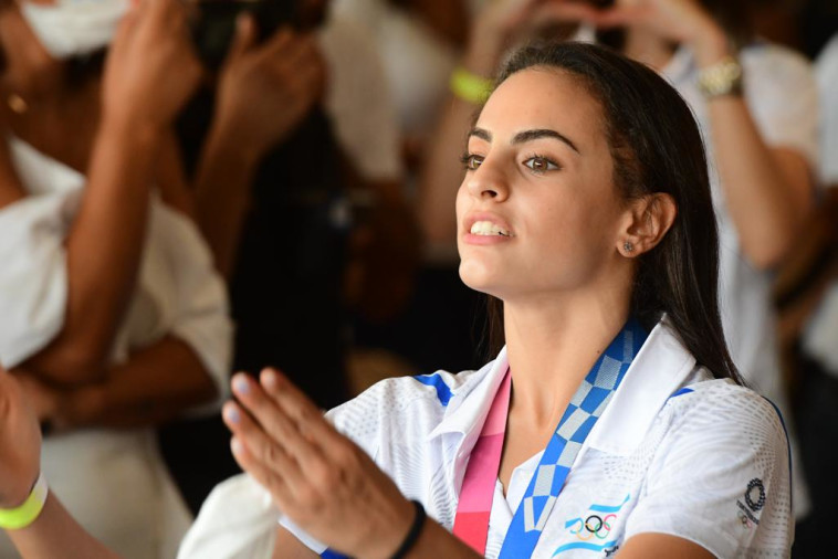 לינוי אשרם נחתה לאחר האולימפיאדה