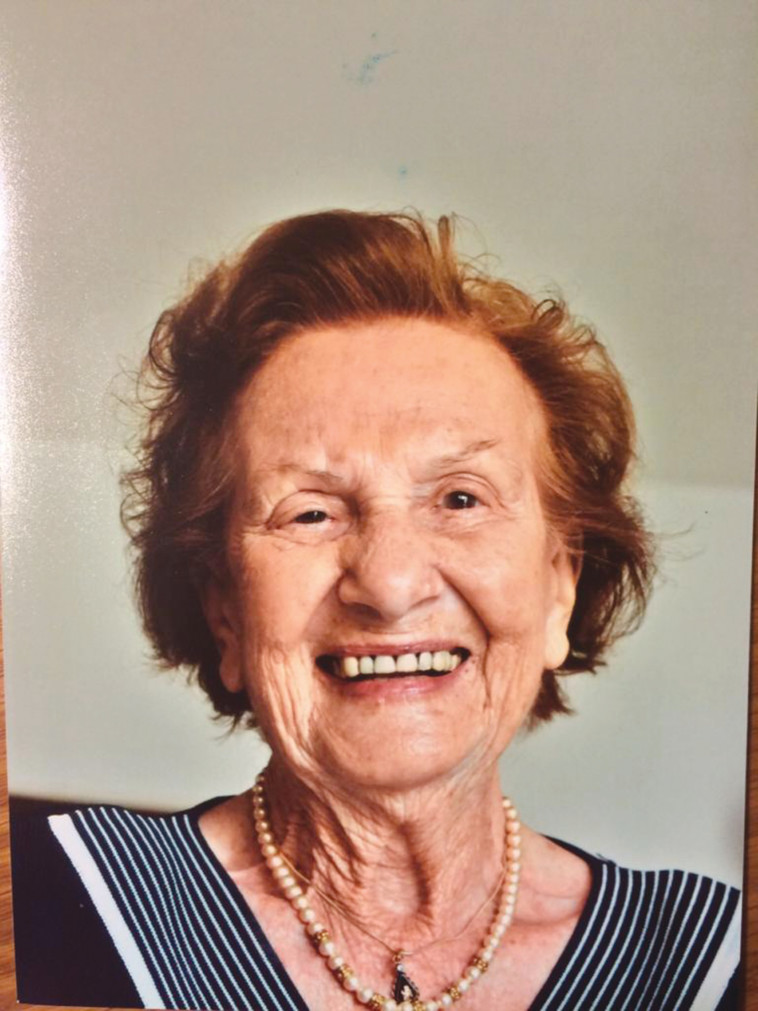 שולמית הובר