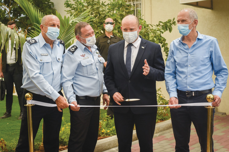 שבתאי ובר לב