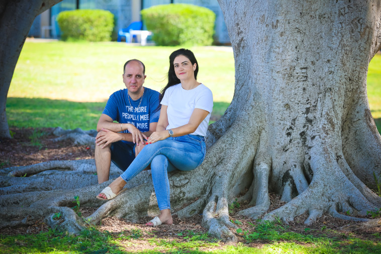 יניב קרלינסקי וויקי ג'אן, ילדיהם של ההרוגים בפיגוע בכביש 12