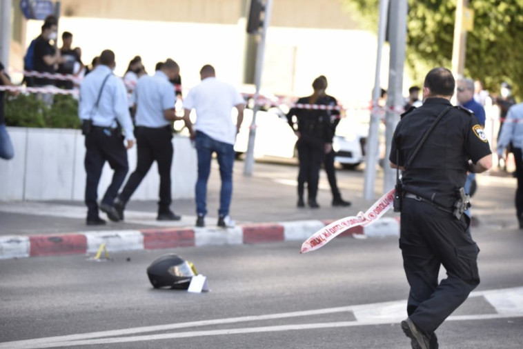 מזירת האירוע בראשון לציון (צילום: אבשלום ששוני)