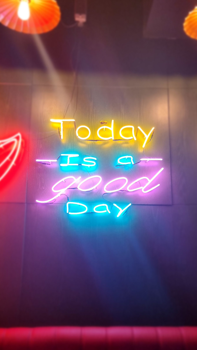 מסעדת WHITE SUSHI