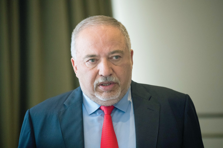 שר האוצר אביגדור ליברמן