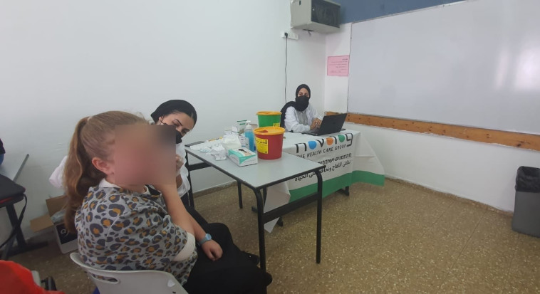 חיסוני קורונה בבתי ספר חרדים