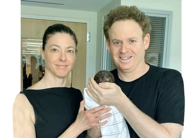 מרב מיכאלי, ליאור שליין ובנם אורי